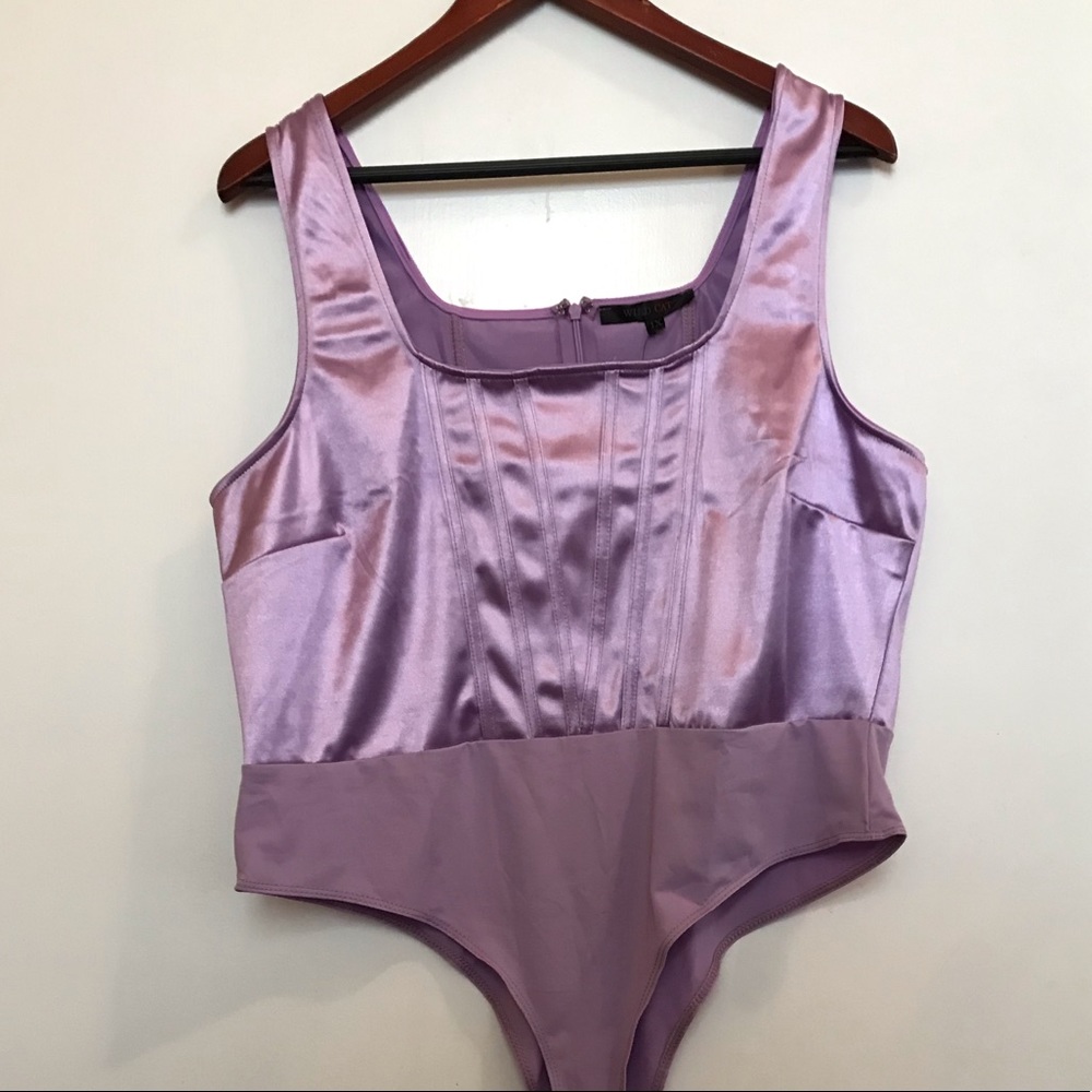 🧚🏽‍♀️ Dolls Kill 🖤 Corset-style bodysuit